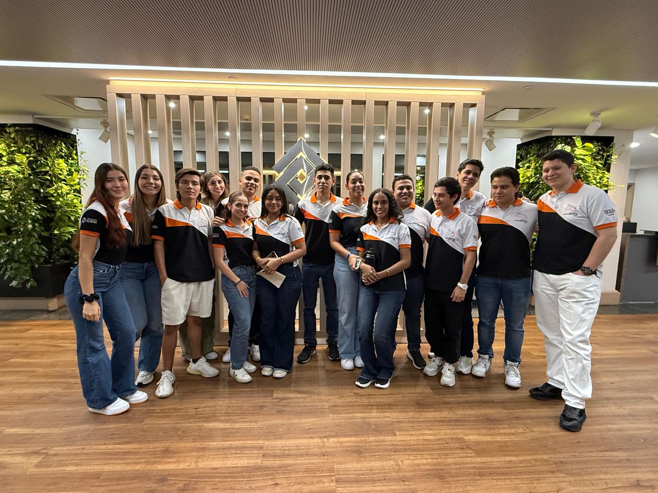 Visita a Banco de Occidente