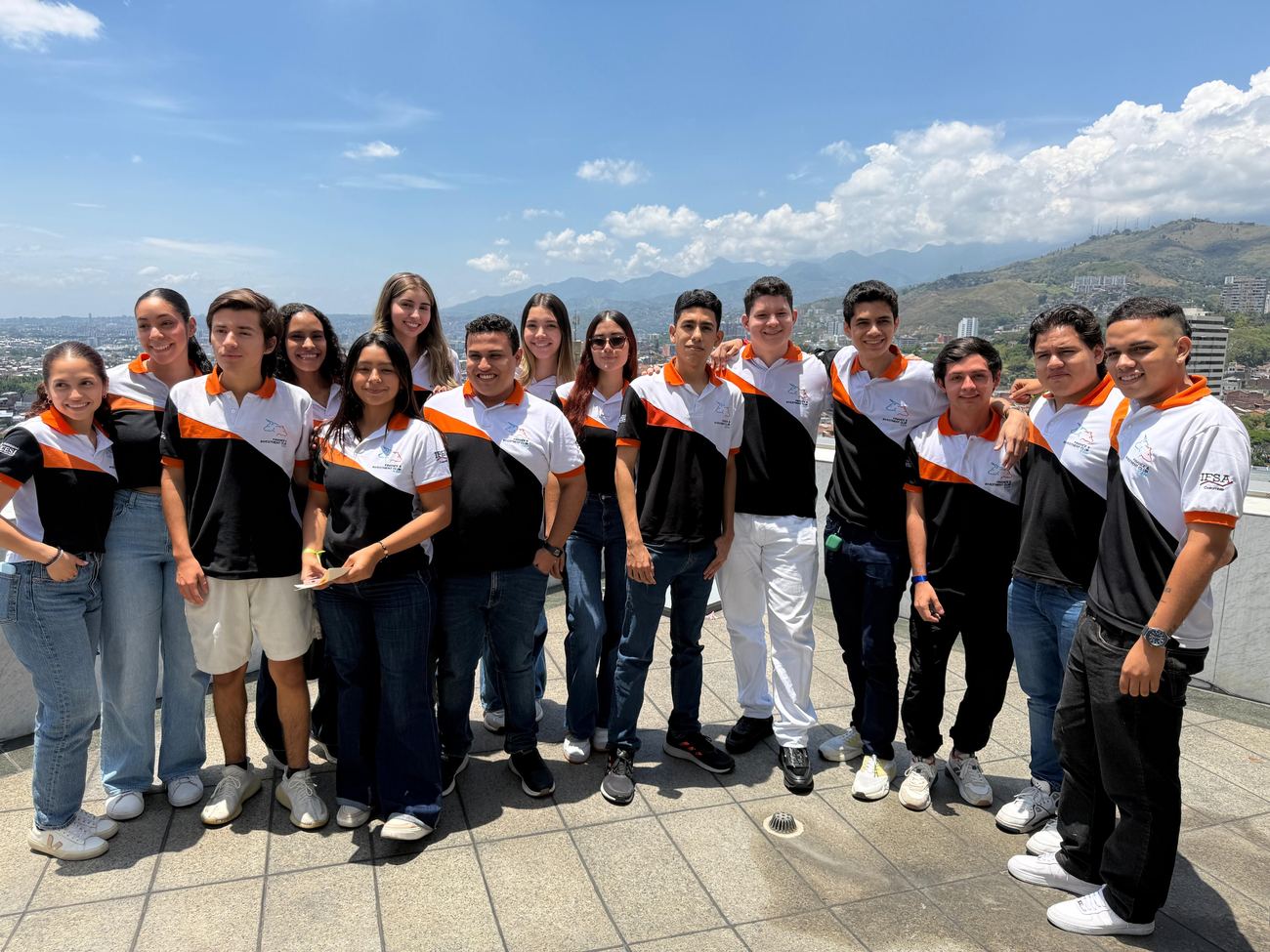 Visita a Banco de Occidente