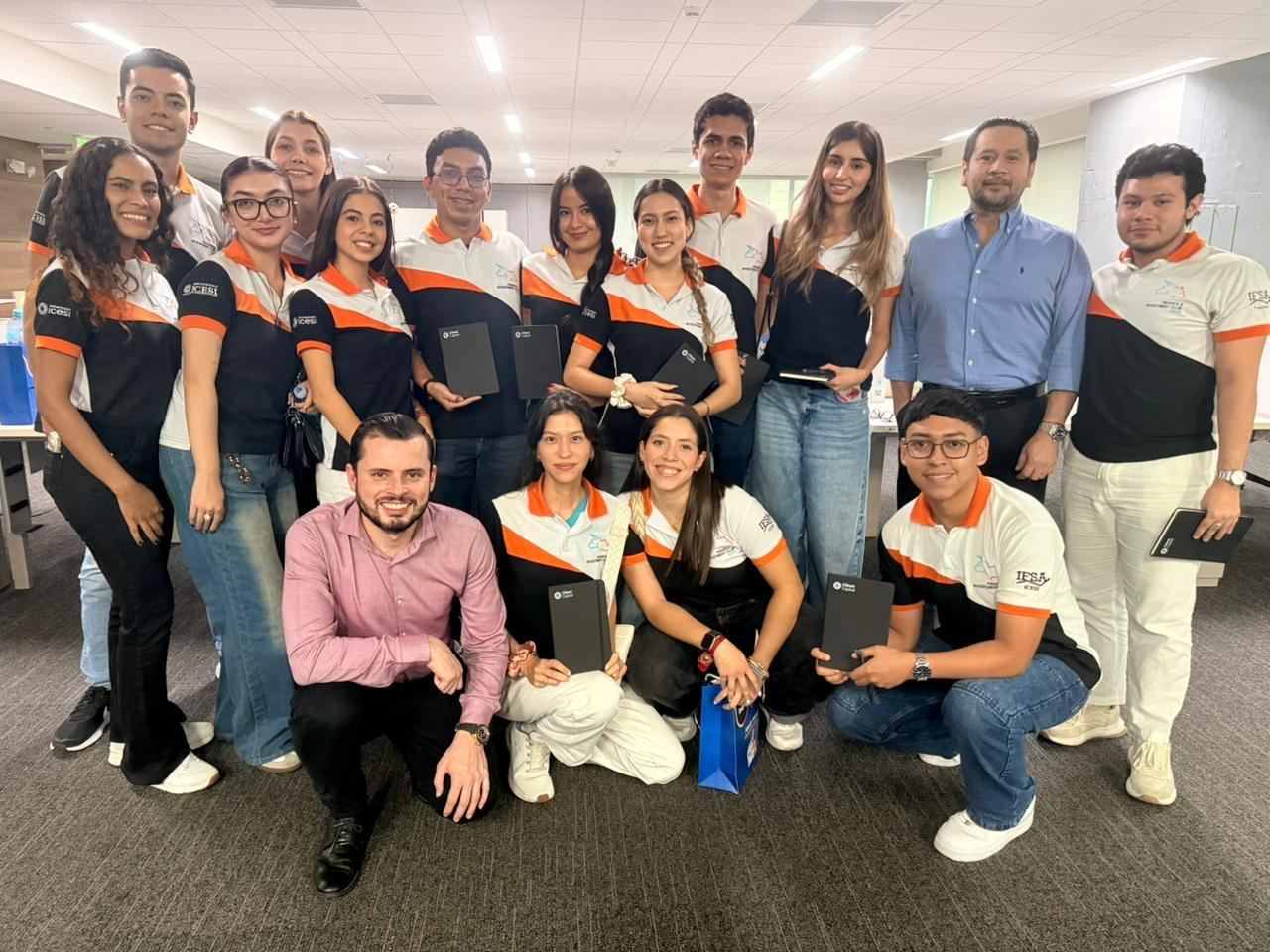 Visita a Valores Banistmo (Grupo Cibest)